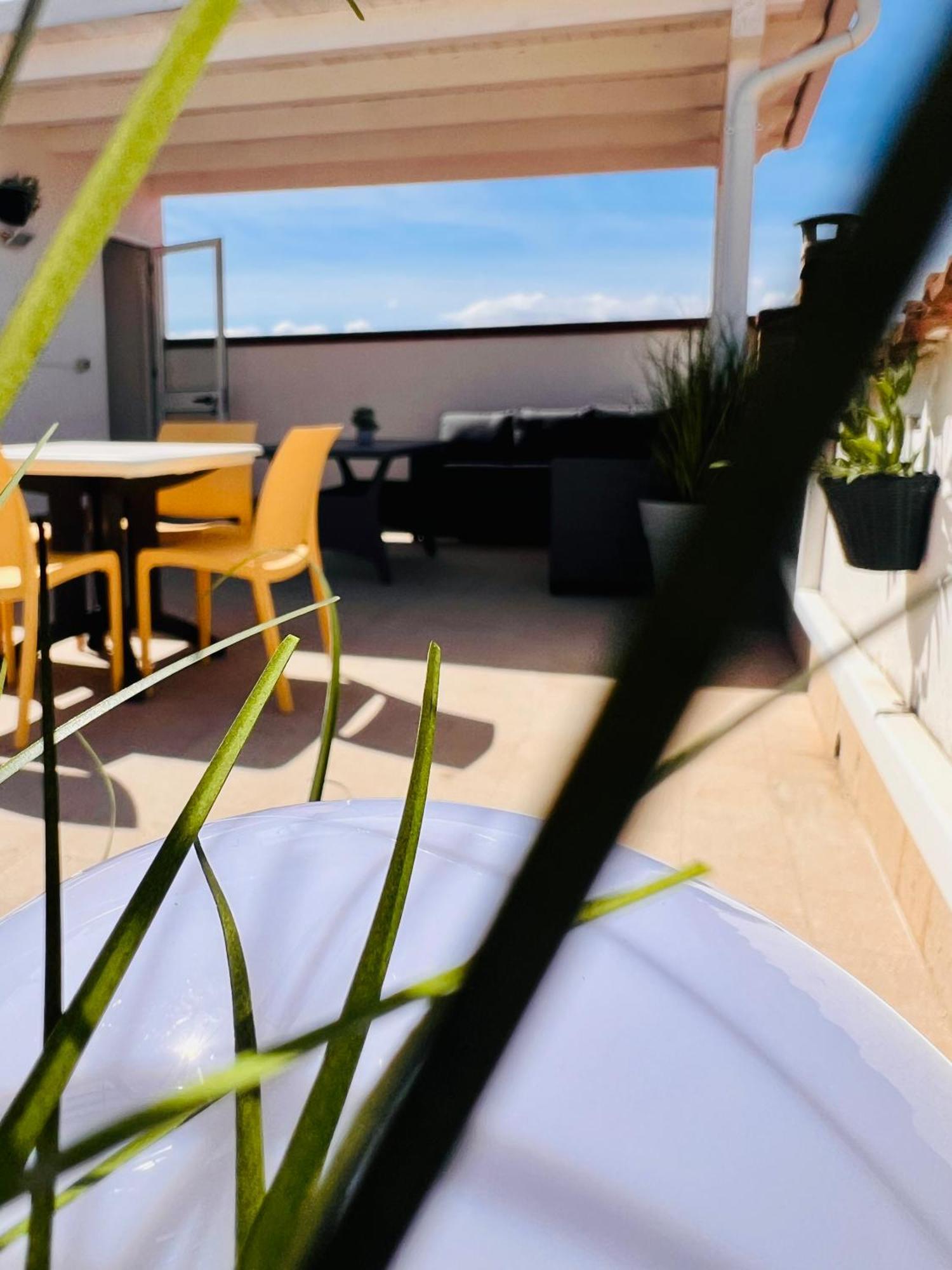 Casa Vacanze Anna バレストラーテ エクステリア 写真